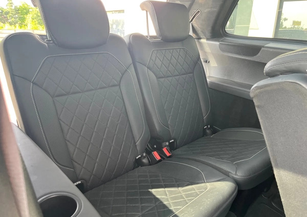 Mercedes-Benz GL cena 174660 przebieg: 127847, rok produkcji 2014 z Biała małe 781